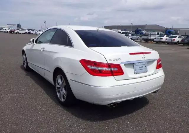 MERCEDES-BENZ Klasa E 350 Coupe 4Matic 7G-TRONIC