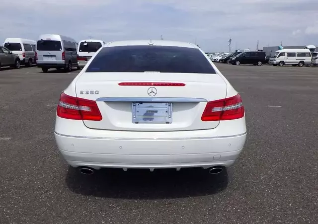 MERCEDES-BENZ Klasa E 350 Coupe 4Matic 7G-TRONIC