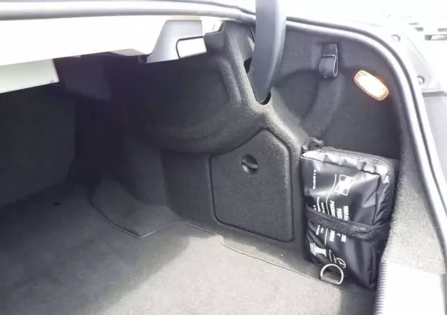 MERCEDES-BENZ Klasa E 350 Coupe 4Matic 7G-TRONIC