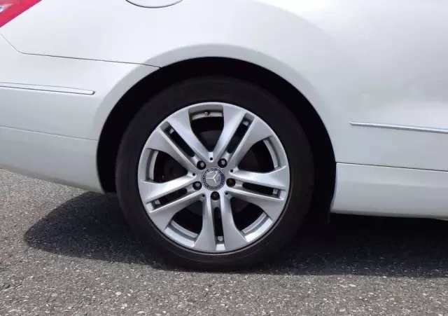 MERCEDES-BENZ Klasa E 350 Coupe 4Matic 7G-TRONIC