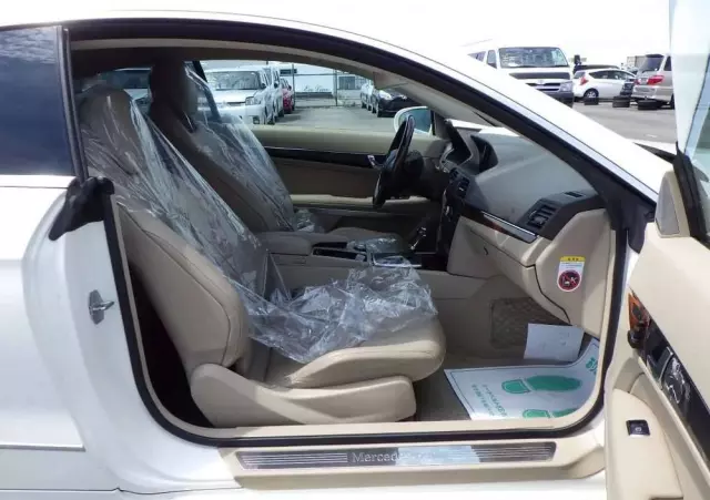 MERCEDES-BENZ Klasa E 350 Coupe 4Matic 7G-TRONIC