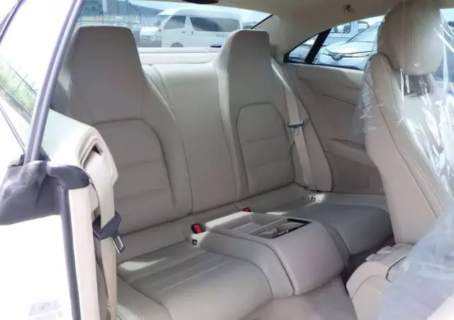 MERCEDES-BENZ Klasa E 350 Coupe 4Matic 7G-TRONIC