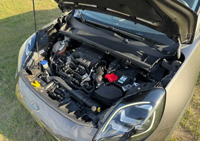FORD Puma 1.0 EcoBoost Hybrid TITANIUM X