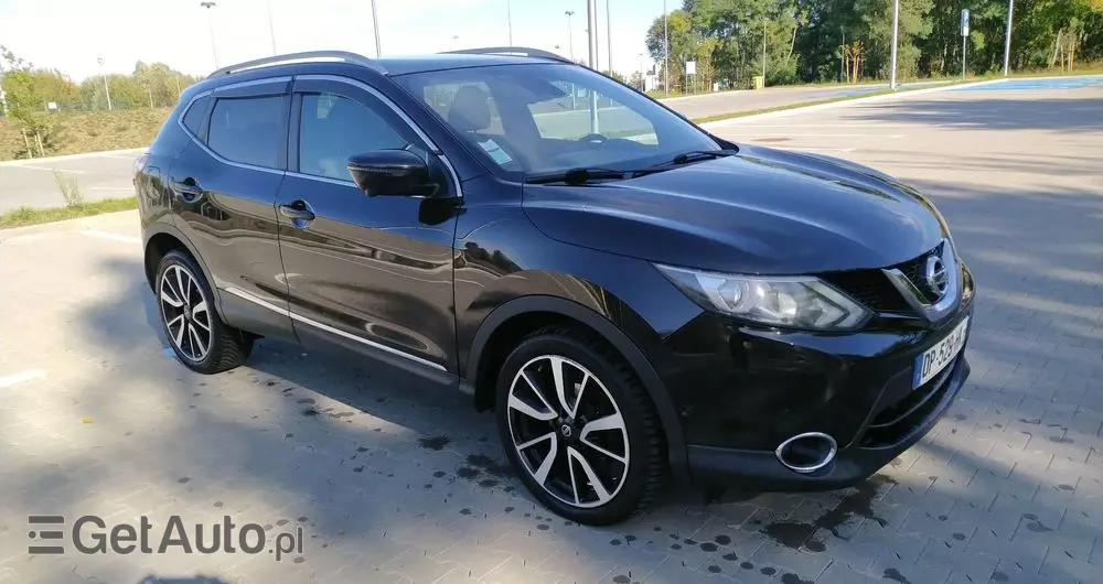 NISSAN Qashqai 1.6 dCi Xtronic TEKNA+