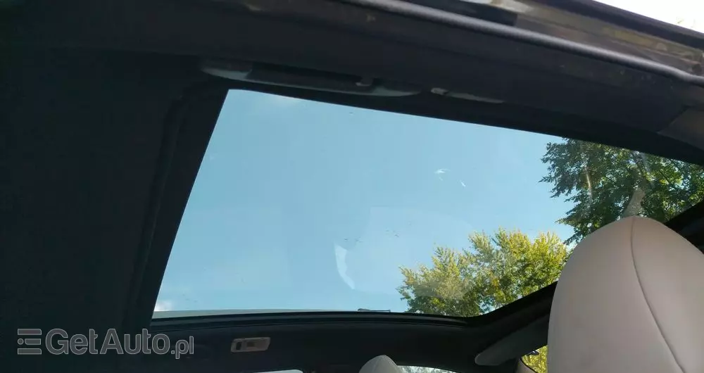 NISSAN Qashqai 1.6 dCi Xtronic TEKNA+