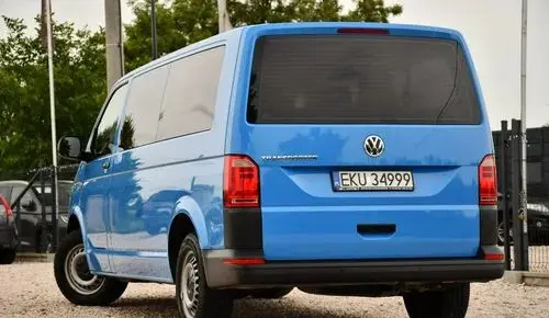 VOLKSWAGEN TRANSPORTER 