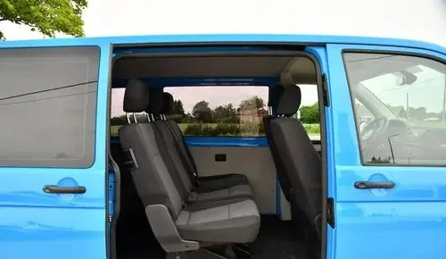 VOLKSWAGEN TRANSPORTER 
