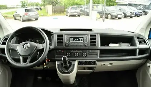 VOLKSWAGEN TRANSPORTER 