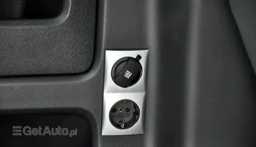 VOLKSWAGEN Caddy California 