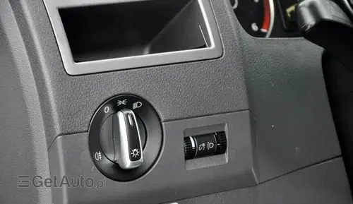 VOLKSWAGEN Caddy California 