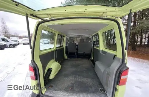 VOLKSWAGEN Transporter 