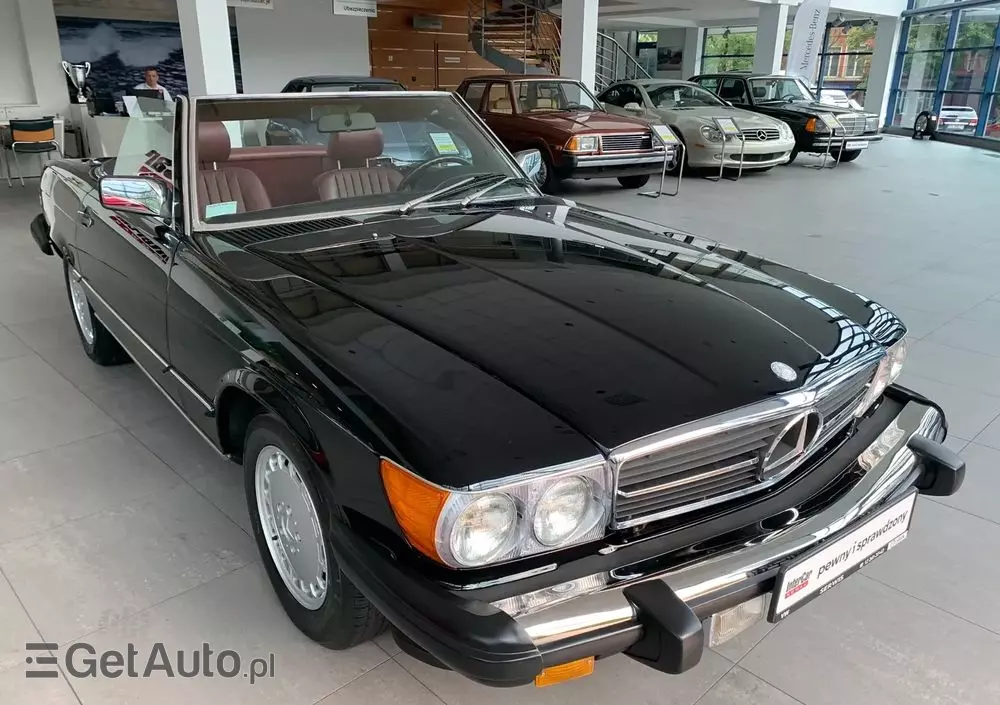 MERCEDES-BENZ SL R107 560 SL  