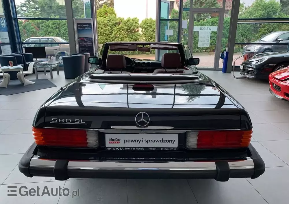 MERCEDES-BENZ SL R107 560 SL  