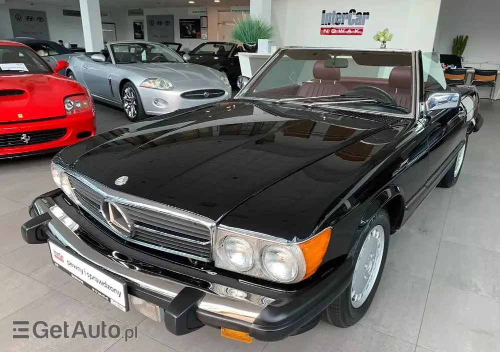 MERCEDES-BENZ SL R107 560 SL  