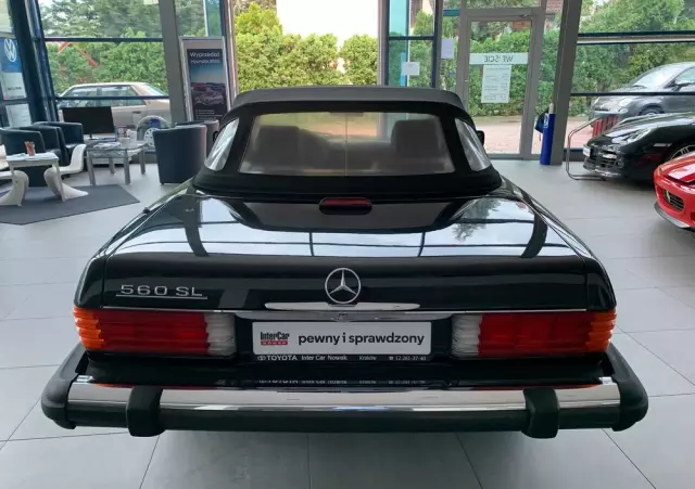 MERCEDES-BENZ SL R107 560 SL  