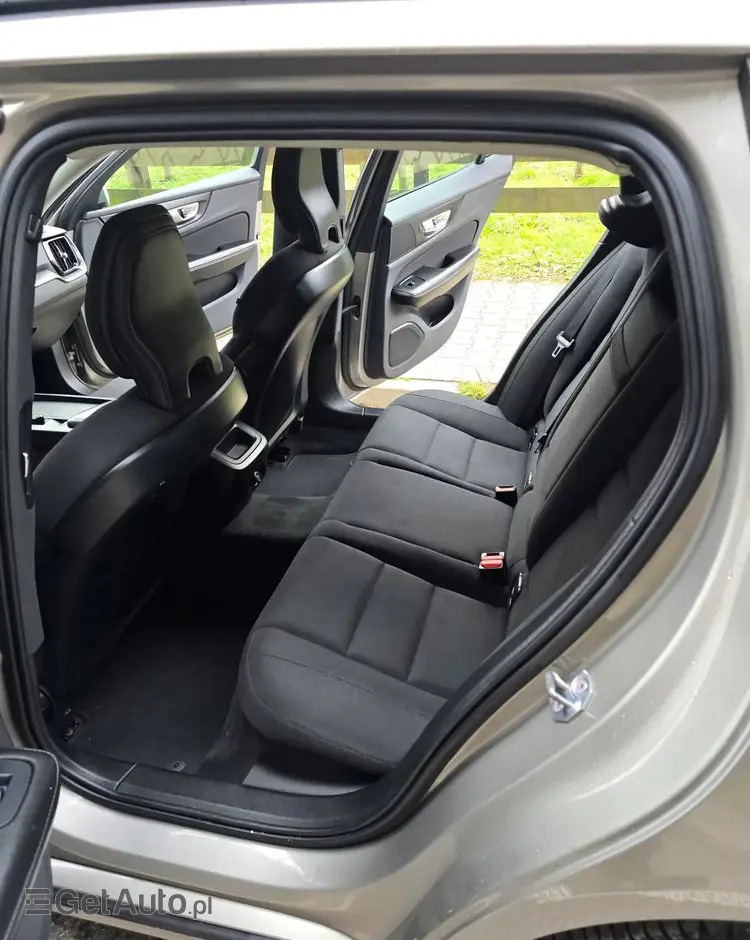 VOLVO V60 D3 Geartronic