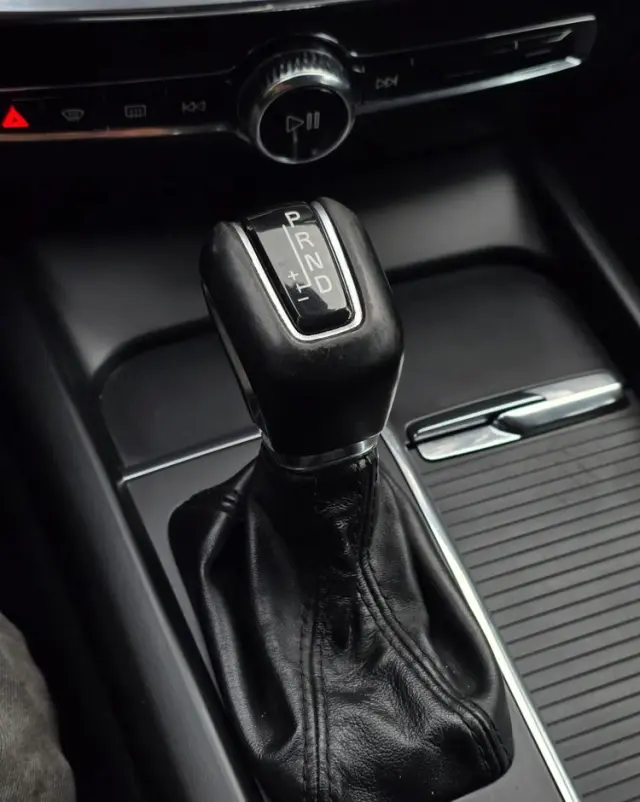 VOLVO V60 D3 Geartronic