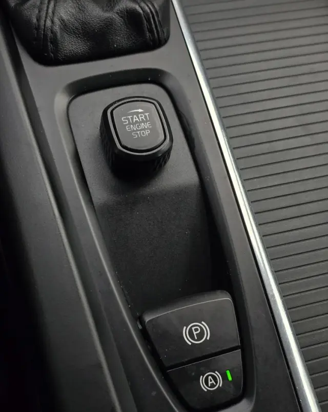 VOLVO V60 D3 Geartronic