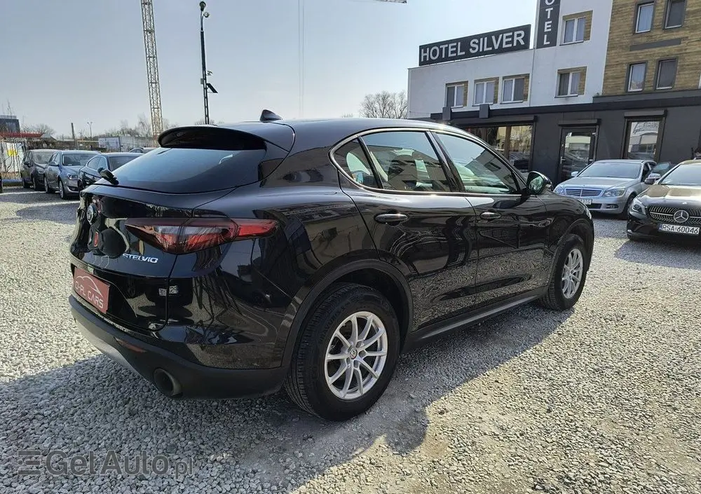 ALFA ROMEO Stelvio 2.0 Turbo Q4