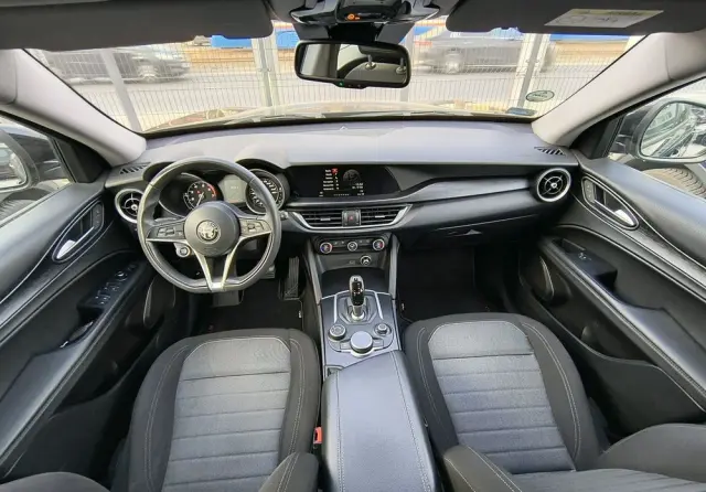 ALFA ROMEO Stelvio 2.0 Turbo Q4