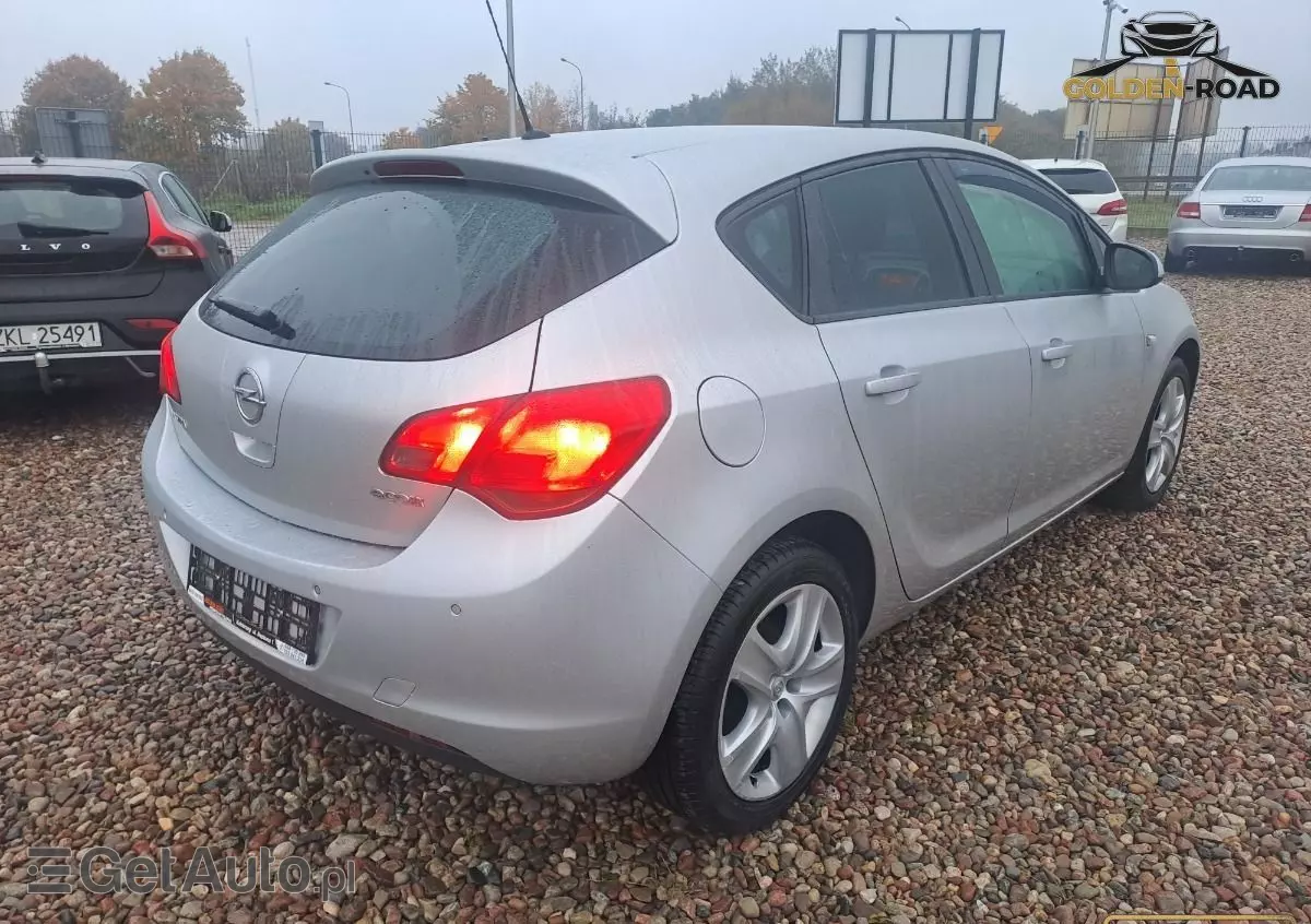 OPEL Astra 