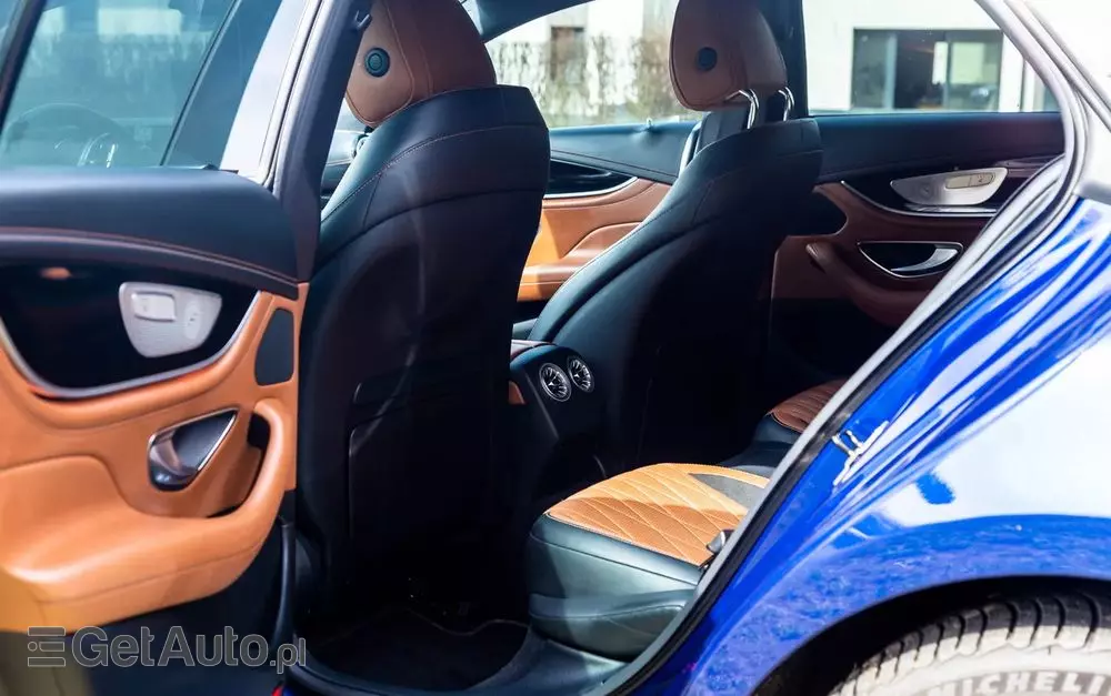 MERCEDES-BENZ AMG GT 43 4-Matic+