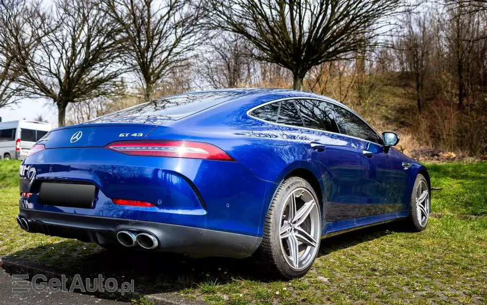 MERCEDES-BENZ AMG GT 43 4-Matic+