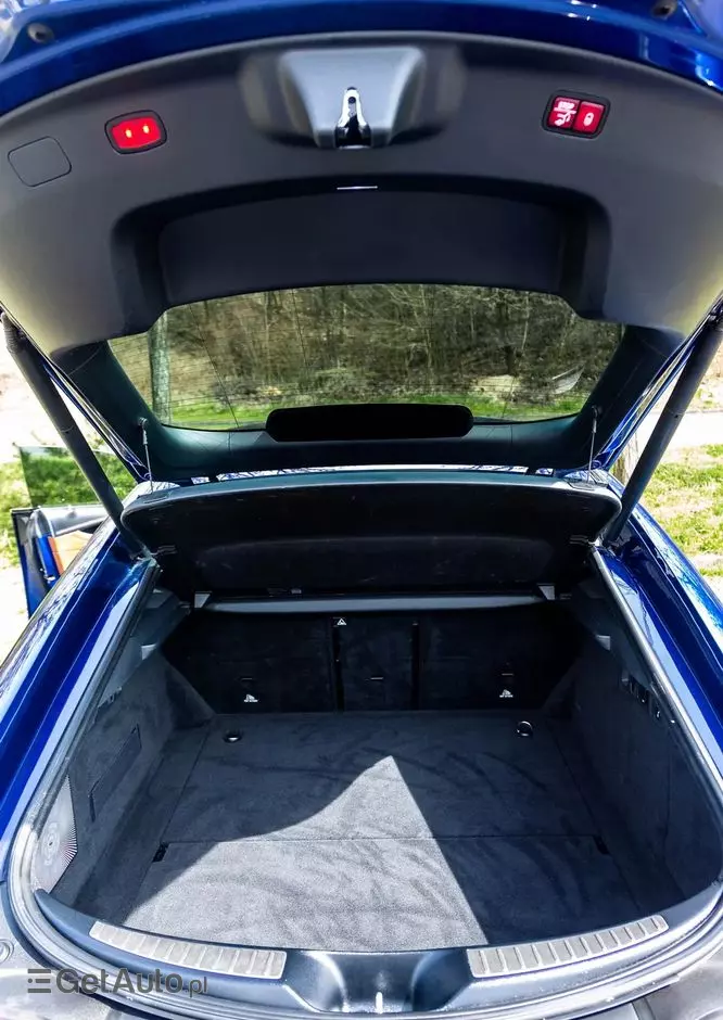 MERCEDES-BENZ AMG GT 43 4-Matic+