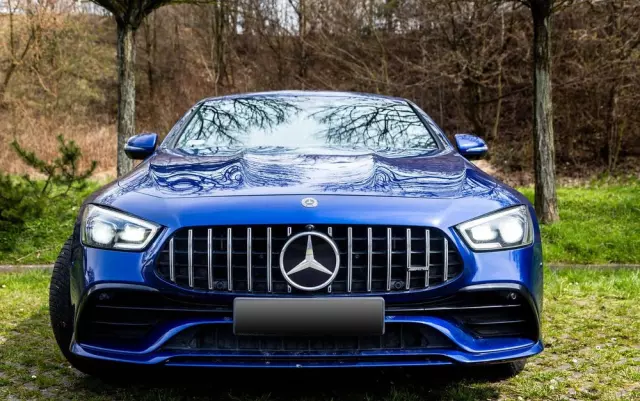MERCEDES-BENZ AMG GT 43 4-Matic+