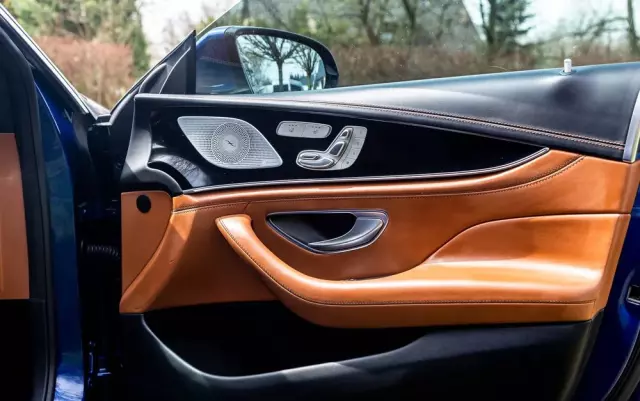 MERCEDES-BENZ AMG GT 43 4-Matic+