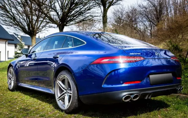MERCEDES-BENZ AMG GT 43 4-Matic+