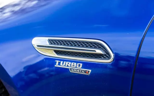 MERCEDES-BENZ AMG GT 43 4-Matic+