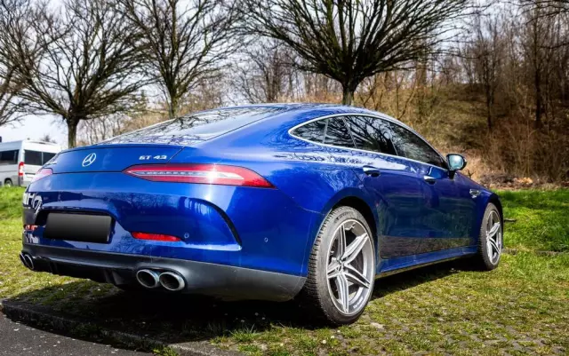MERCEDES-BENZ AMG GT 43 4-Matic+