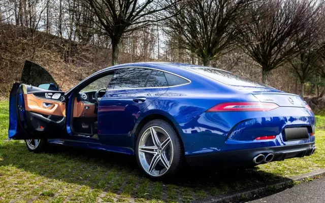 MERCEDES-BENZ AMG GT 43 4-Matic+