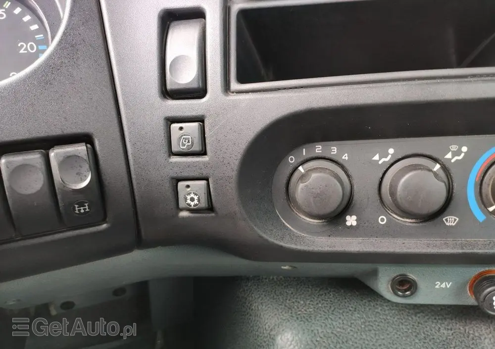 DAF CF 85.380 6x2 Oś Skrętna Skrzynia HDS HIAB 220C  + Pilot 