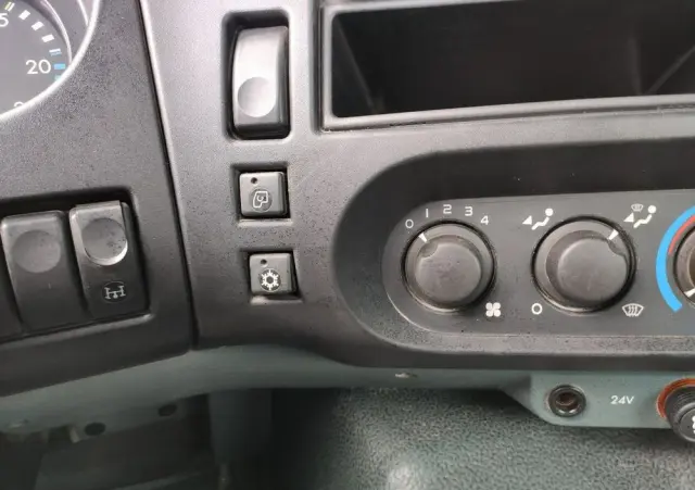 DAF CF 85.380 6x2 Oś Skrętna Skrzynia HDS HIAB 220C  + Pilot 