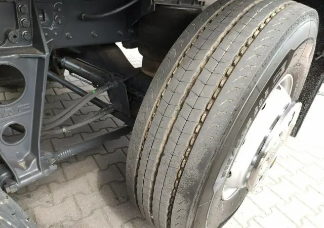 DAF CF 85.380 6x2 Oś Skrętna Skrzynia HDS HIAB 220C  + Pilot 