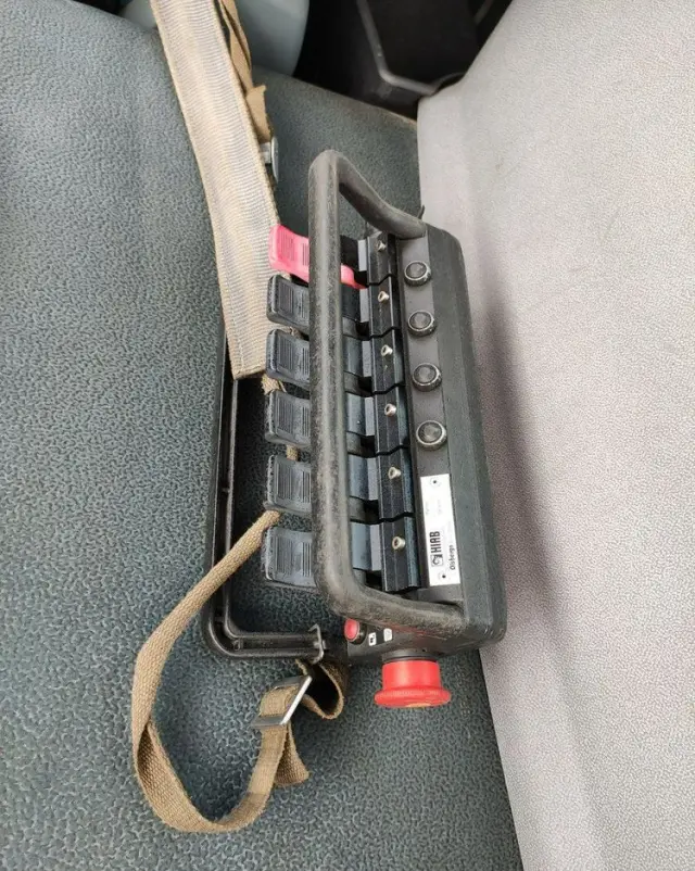 DAF CF 85.380 6x2 Oś Skrętna Skrzynia HDS HIAB 220C  + Pilot 