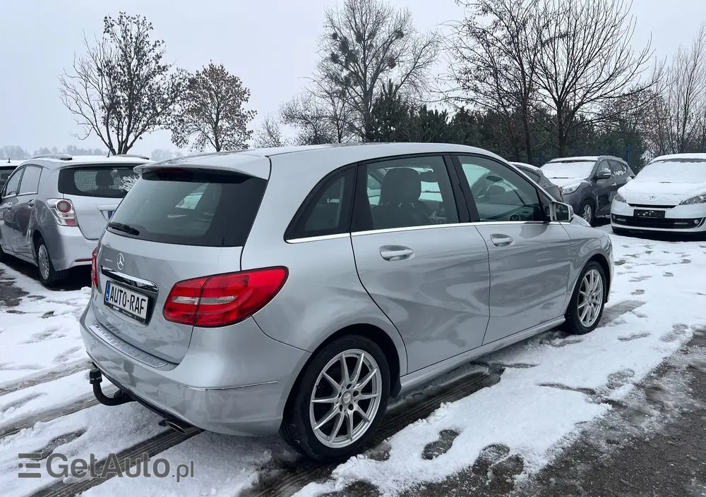 MERCEDES-BENZ Klasa B 180 CDI (BlueEFFICIENCY)
