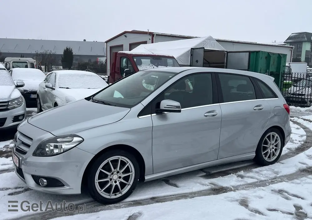 MERCEDES-BENZ Klasa B 180 CDI (BlueEFFICIENCY)