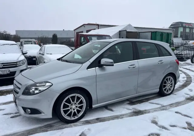 MERCEDES-BENZ Klasa B 180 CDI (BlueEFFICIENCY)