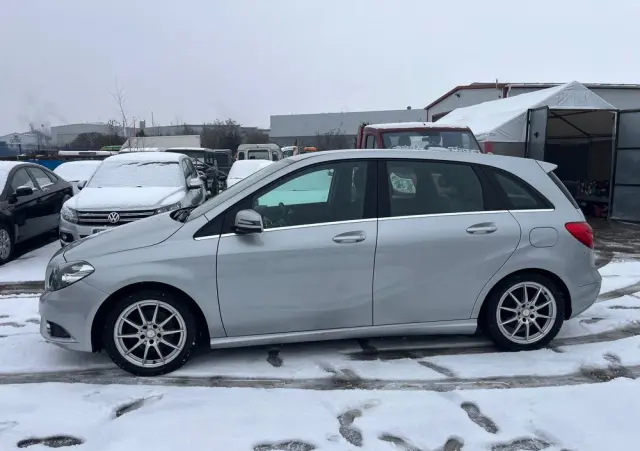 MERCEDES-BENZ Klasa B 180 CDI (BlueEFFICIENCY)