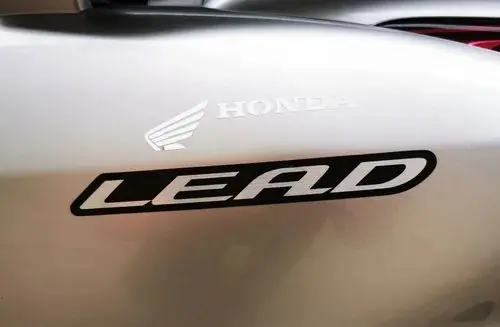 HONDA Lead 110 