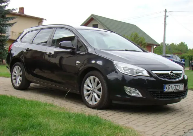 OPEL Astra 1.4 Turbo