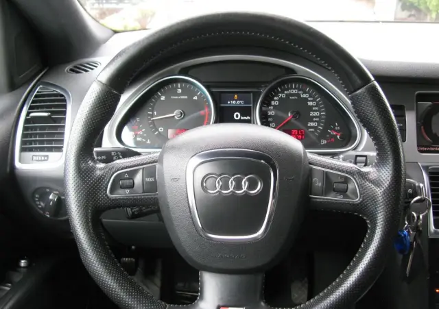 AUDI Q7 3.0 TDI Quattro Tiptronic