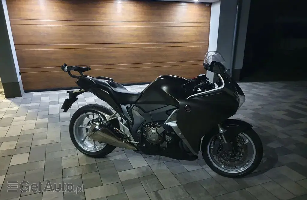 HONDA VFR1200F C ABS DCT 