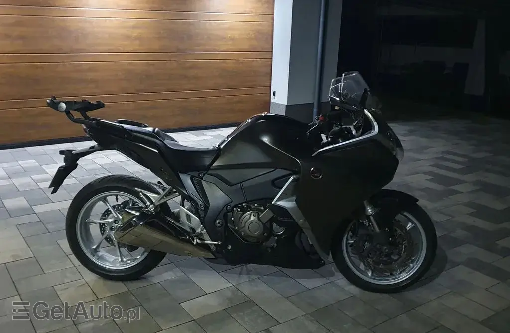 HONDA VFR1200F C ABS DCT 