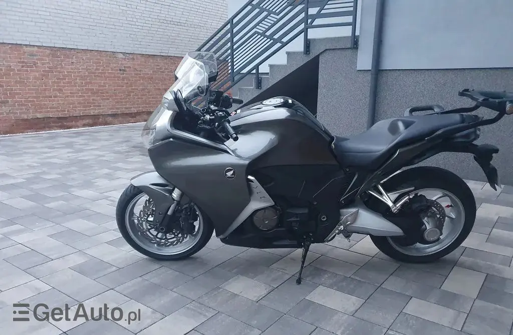 HONDA VFR1200F C ABS DCT 