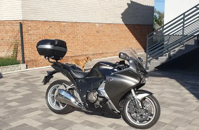 HONDA VFR1200F C ABS DCT 