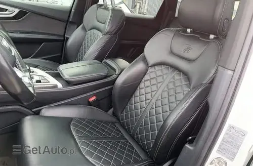 AUDI SQ7 